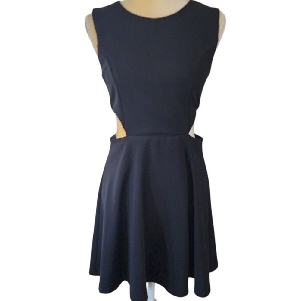 Lulus Black Sexy Sleeveless Side Cut Out Skater Dress Size Medium